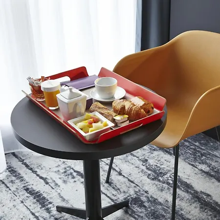 Relais De Lyon By Malone Hotel