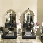 Otel Relais De Lyon By Malone