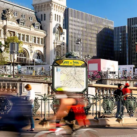 ホテル メルキュール バスティーユ サン アントワーヌ 4*