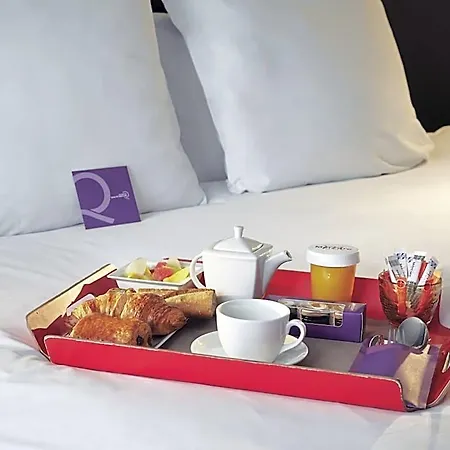 Hotel Relais De Lyon By Malone