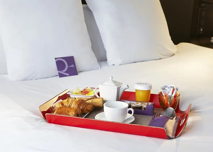 Relais De Lyon By Malone 4*
